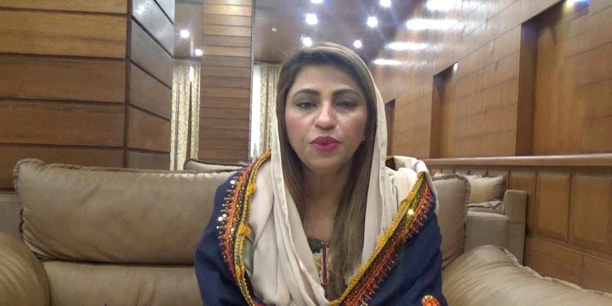 نصرت سحر عباسی