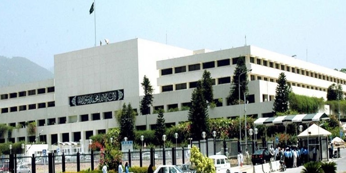 پارلیمانی کمیٹی برائے کورونا وائرس کل 12 بجے طلب