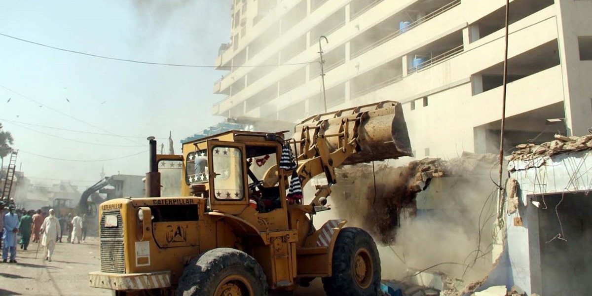 غیر قانونی تعمیرات