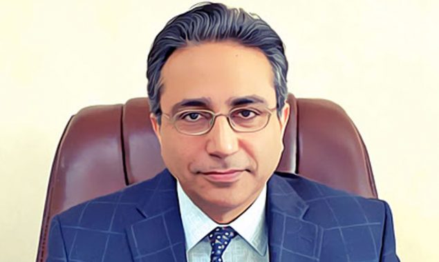 Nadeem Babar declares that Karachi have no gas issues