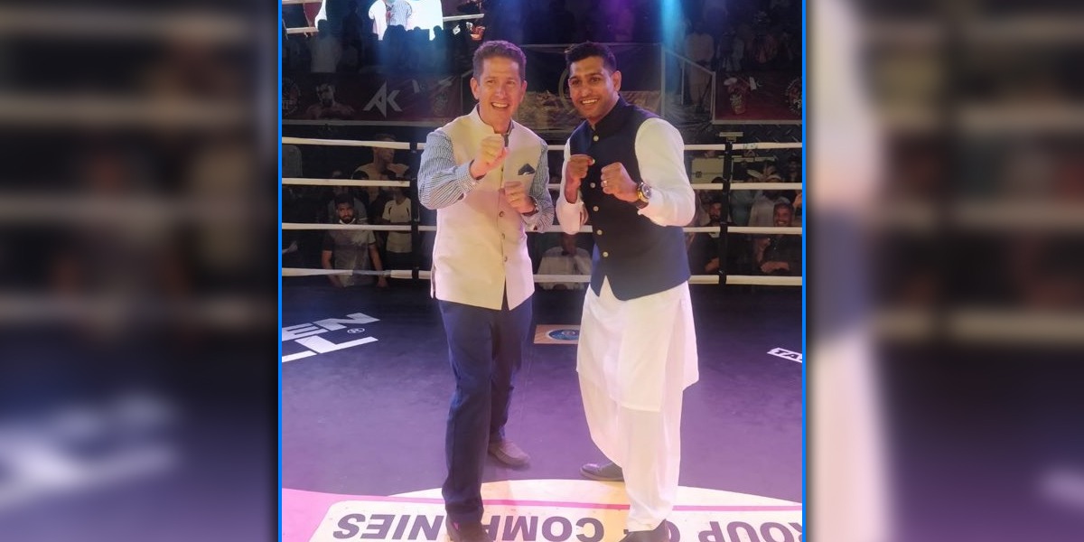 Christain Turner thanked to Boxer Amir Khan on twitter
