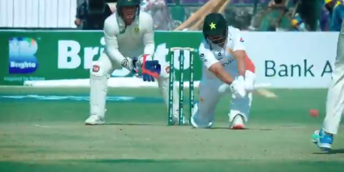 South Africa will resume their second innings at the score of 187 for 4.