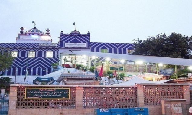 مزارات اور درگاہیں