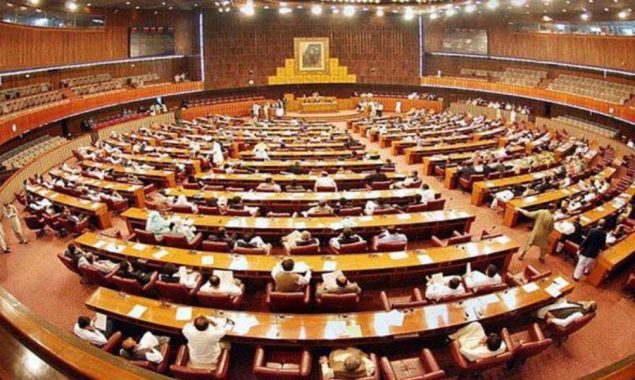 اپوزیشن نے قومی اسمبلی اجلاس بلانے کے لیے تیاریاں مکمل کرلیں