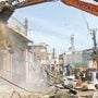کراچی: افغان کیمپ میں آپریشن کا دوسرا روز، 350 گھر مسمار