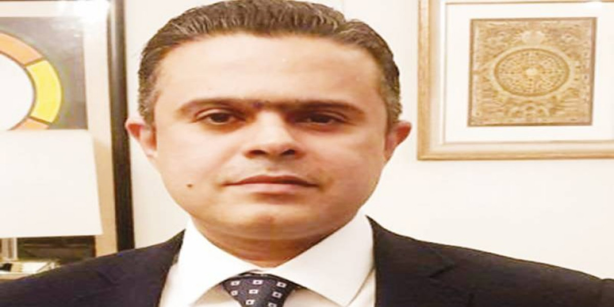 حسان خاور