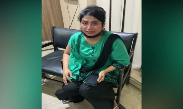 اداکارہ
