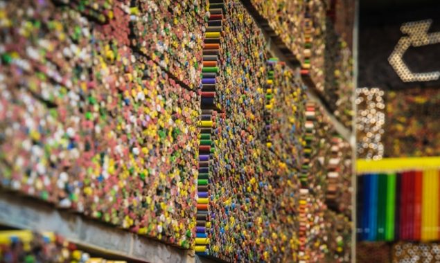 نایاب رنگوں کی تلاش