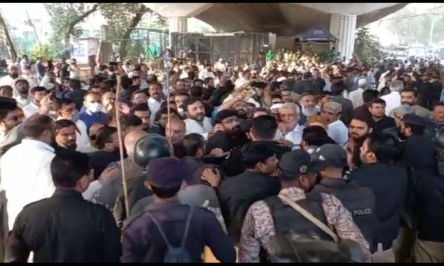 مظاہرین