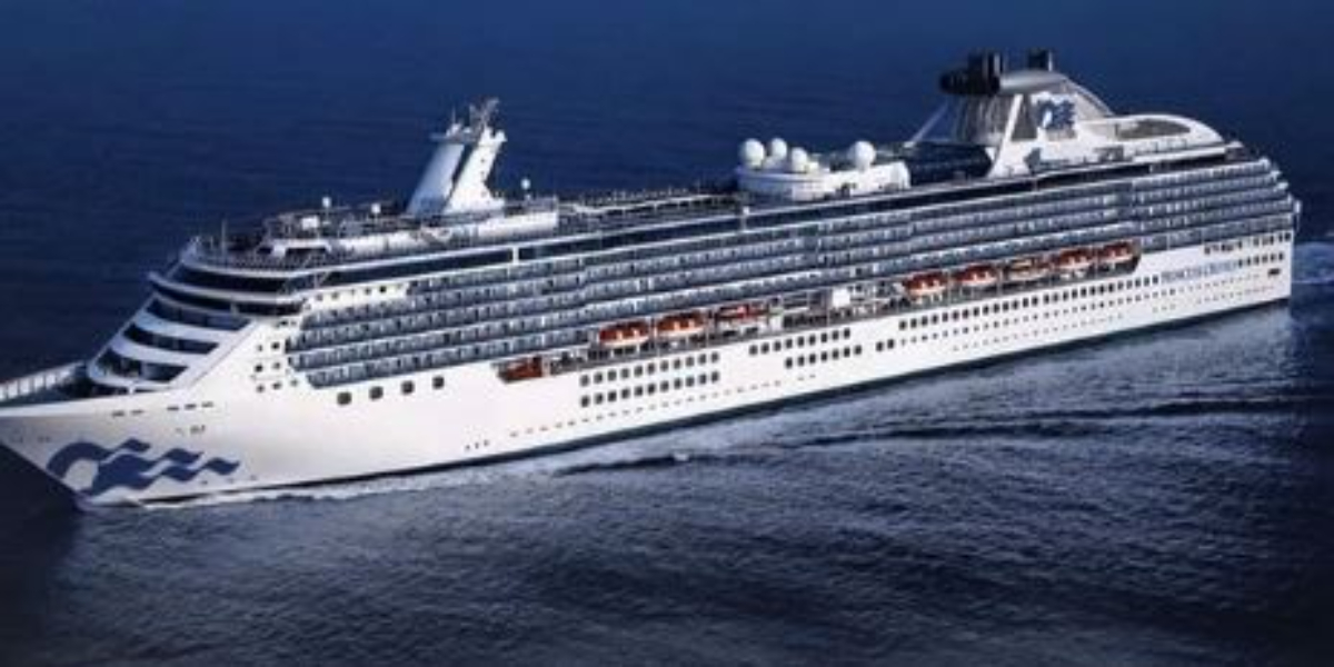 علیشان کروز شپ