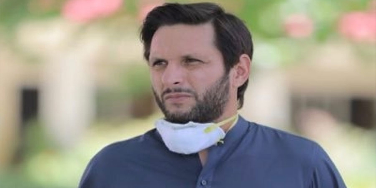 خاتون مداح کی شاہد آفریدی کو سالگرہ کے موقع پر دلچسپ انداز میں مبارکباد