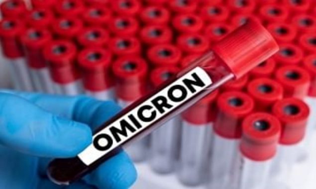 فائزر نے اومیکرون کے لیے خصوصی ویکسین کی جانچ شروع کردی