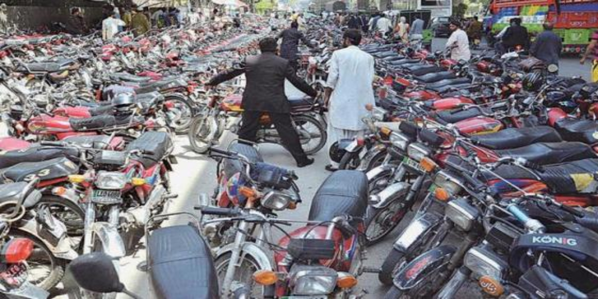 غیرقانونی پارکنگ