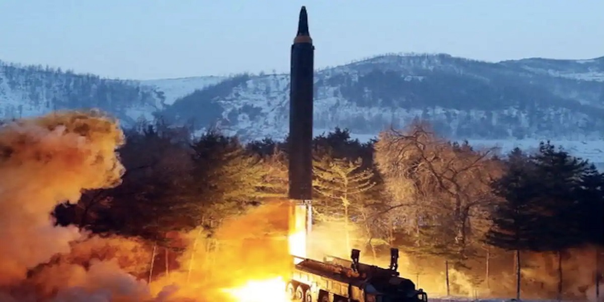 شمالی کوریا نےایک اور میزائل تجربے کی تصاویر جاری کردیں