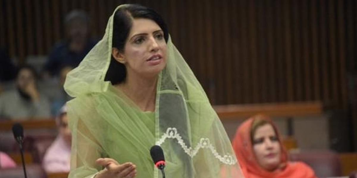 عالیہ حمزہ ملک