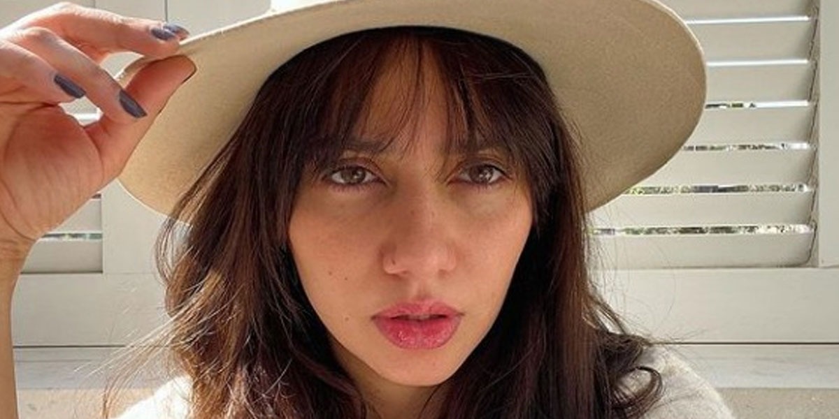 ماہرہ خان کا نیا انداز