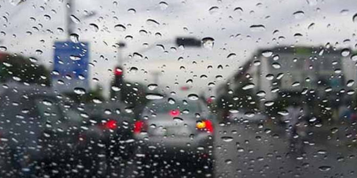 کراچی میں بوندا باندی، موسم خوشگوار