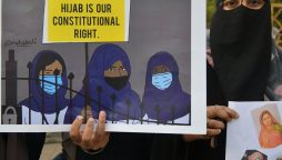 بھارت میں حالیہ حجاب پابندی نے نئے تنازع کو جنم دی دیا، حکومت اور اپوزیشن میں تقرار