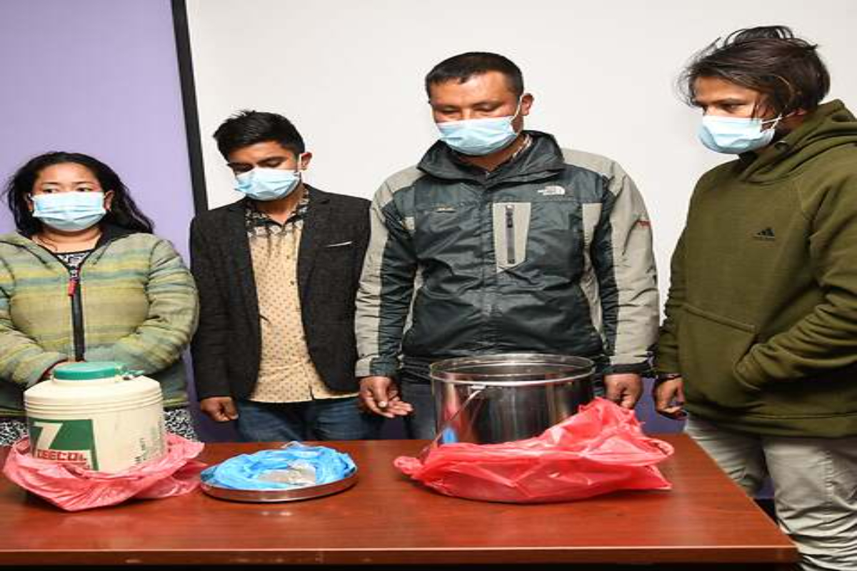 بھارت سے لایا گیا یورینیم نما مادہ نیپال میں پکڑا گیا