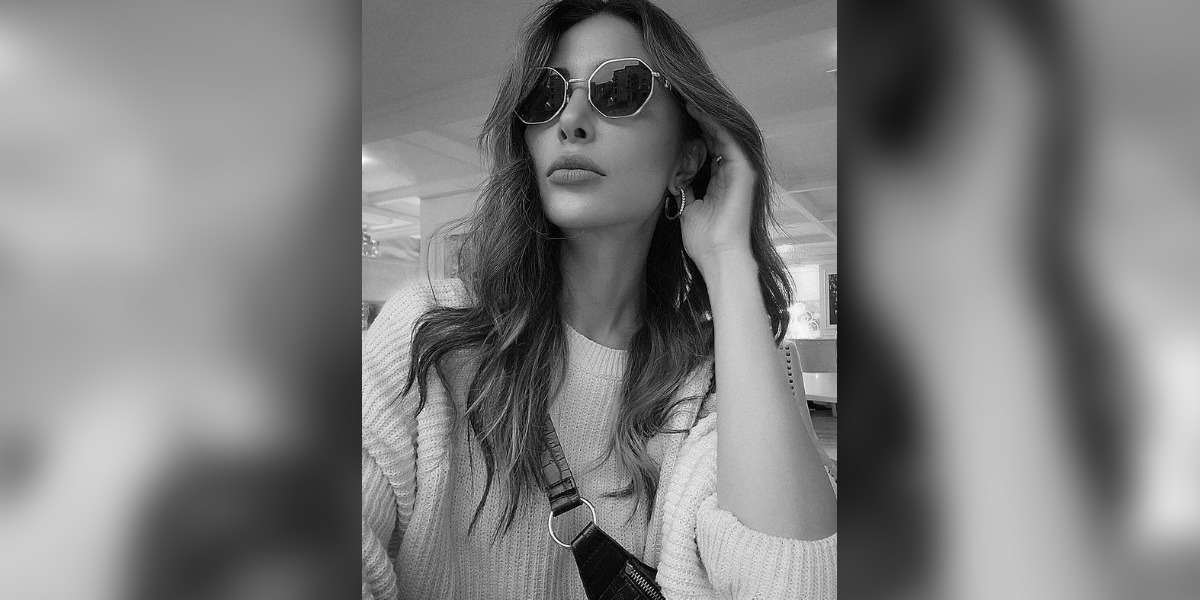 معروف پاکستانی ماڈل