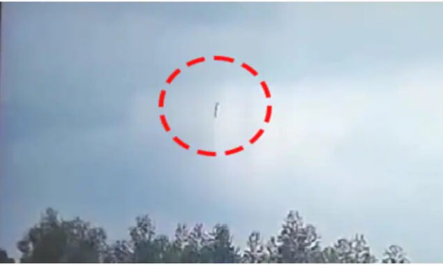 چین میں مسافر طیارہ کیسے گرا؟ مکمل تفصیلات سامنے آگئیں