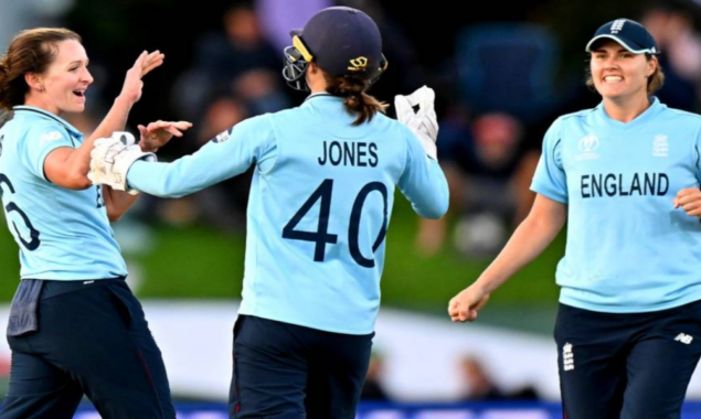 ویمنز ورلڈ کپ: انگلینڈ نے جنوبی افریقہ کو شکست دے کر فائنل تک رسائی حاصل کرلی