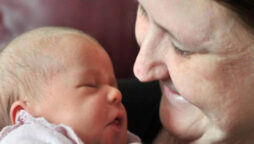 خاتون نے بے خبری میں بچے کو جنم دے دیا