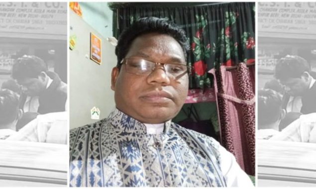 اقلیتوں کا بھارت میں رہنا مشکل ہوگیا، پادری بھی جے شری رام کا نعرہ لگانے پر مجبور