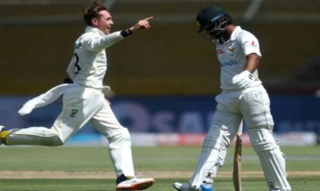 کراچی ٹیسٹ: آسٹریلیا کے 556 رنز کے جواب میں پاکستانی ٹیم 148 رنز پر ڈھیر