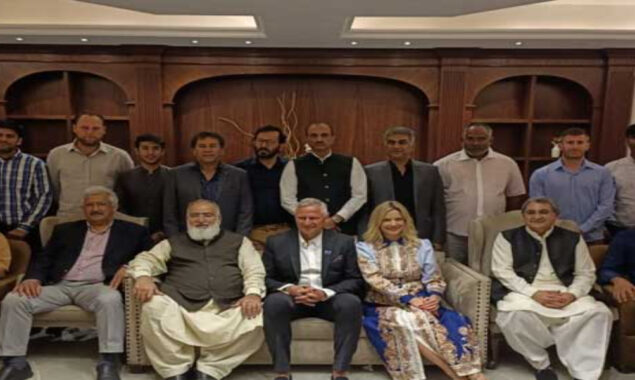 پاکستان نے ہاکی میں راج کیا اور اسٹار کھلاڑی پیدا کیے ہیں، اسٹیفن بلوشر