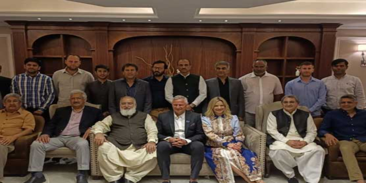پاکستان نے ہاکی میں راج کیا اور اسٹار کھلاڑی پیدا کیے ہیں، اسٹیفن بلوشر