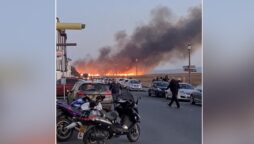 برطانیہ کے شہر لیورپول کے قریب جنگل میں آگ لگ گئی