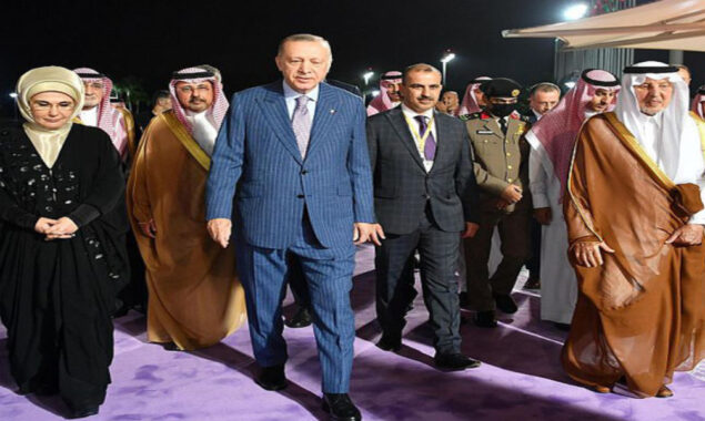 ترک صدر کا سعودی عرب میں شاندار استقبال