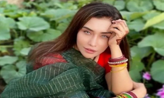 Maira Khan
