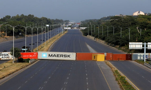 ریڈ زون کو کنٹینر لگاکر سیل کرنے کا فیصلہ