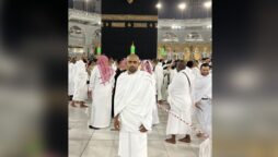 بابر اعظم کی عمرے کی ادائیگی کے بعد تصویر وائرل