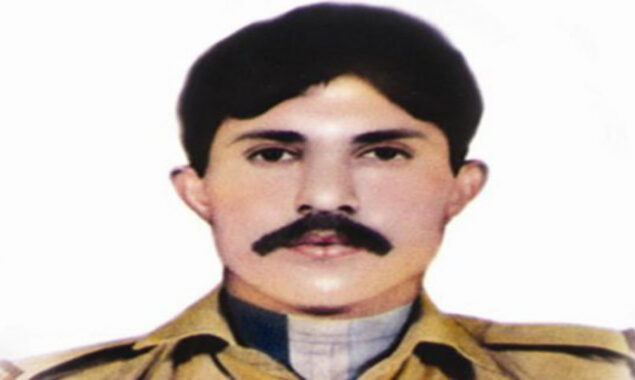 شہید حوالدار لالک جان