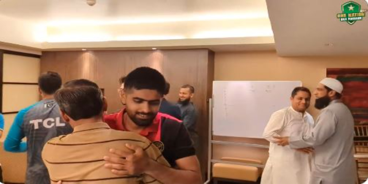 دورہ سری لنکا پر موجود کھلاڑیوں نے نماز عید ادا کردی