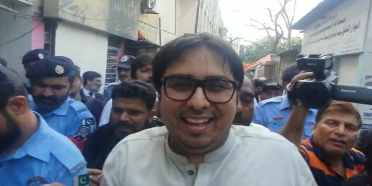 شہباز گل
