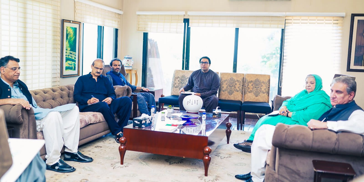 پی ٹی آئی رہنماؤں