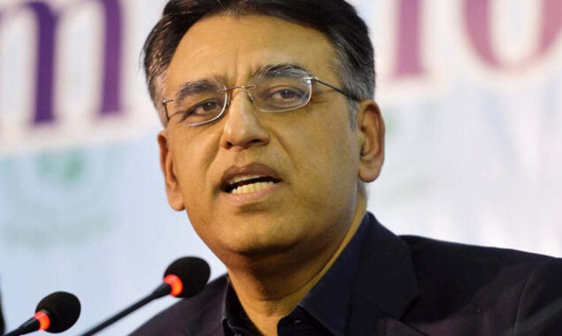 اسد عمر
