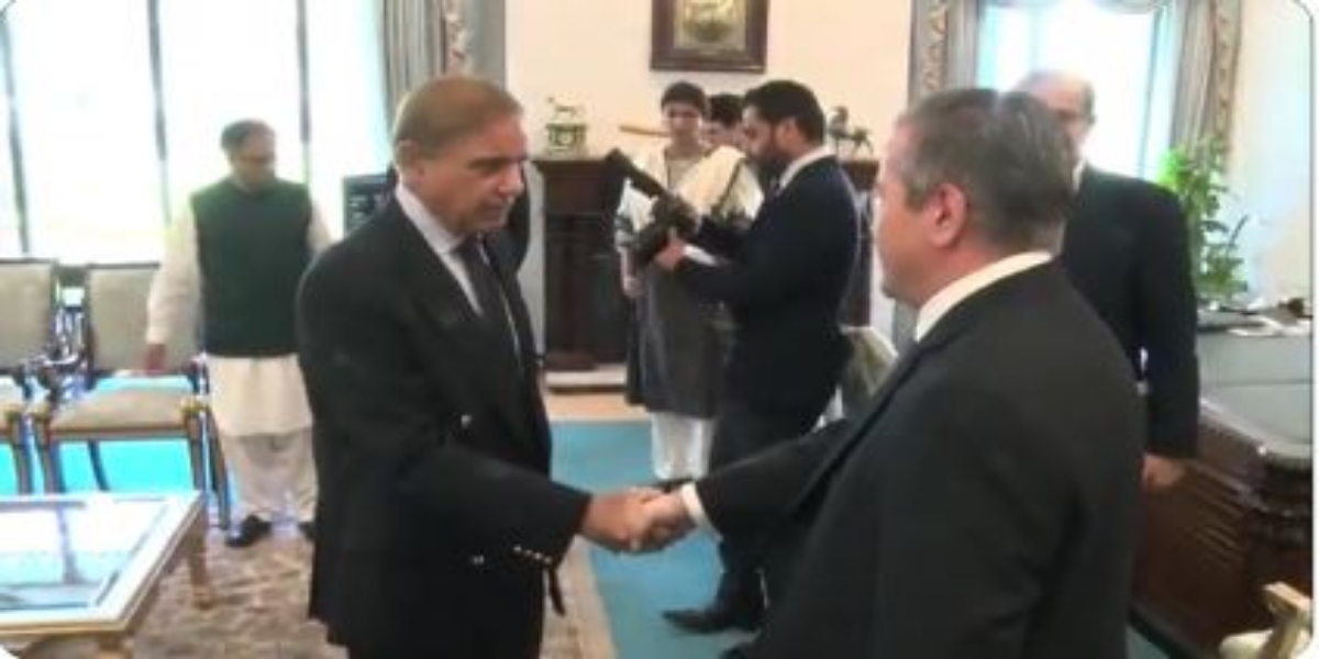 وزیر اعظم شہباز شریف کی فرانس کے سفیر نکولس گیلے سے ملاقات