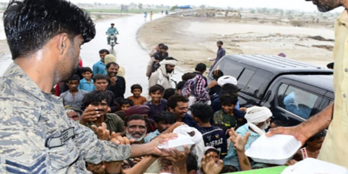 سیلاب سے متاثرہ علاقوں میں پاک فضائیہ نے امدادی کام مزید وسیع کردیے