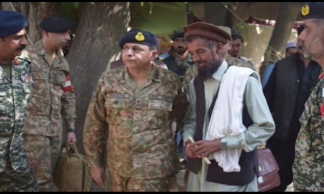 کور کمانڈر پشاور