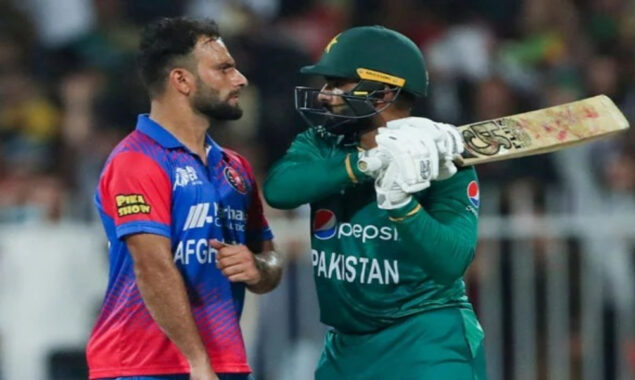 افغان بولر سے جھڑپ، آصف علی پابندی سے بچ گئے