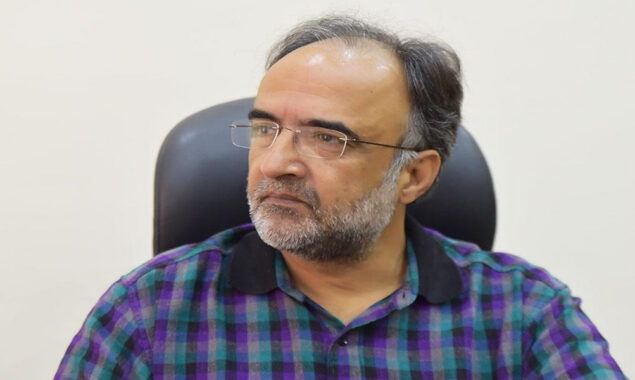 قمر زمان کائرہ