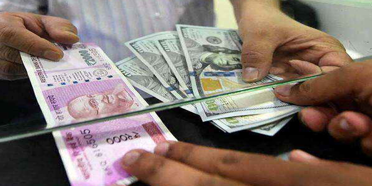 ڈالر نے بھارتی روپیہ کو چاروں شانے چت کردیا