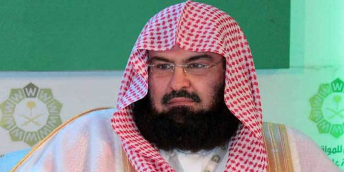 امام کعبہ کا سوشل میڈٰیا پر پابندی کے قوانین کے نفاذ پر زور