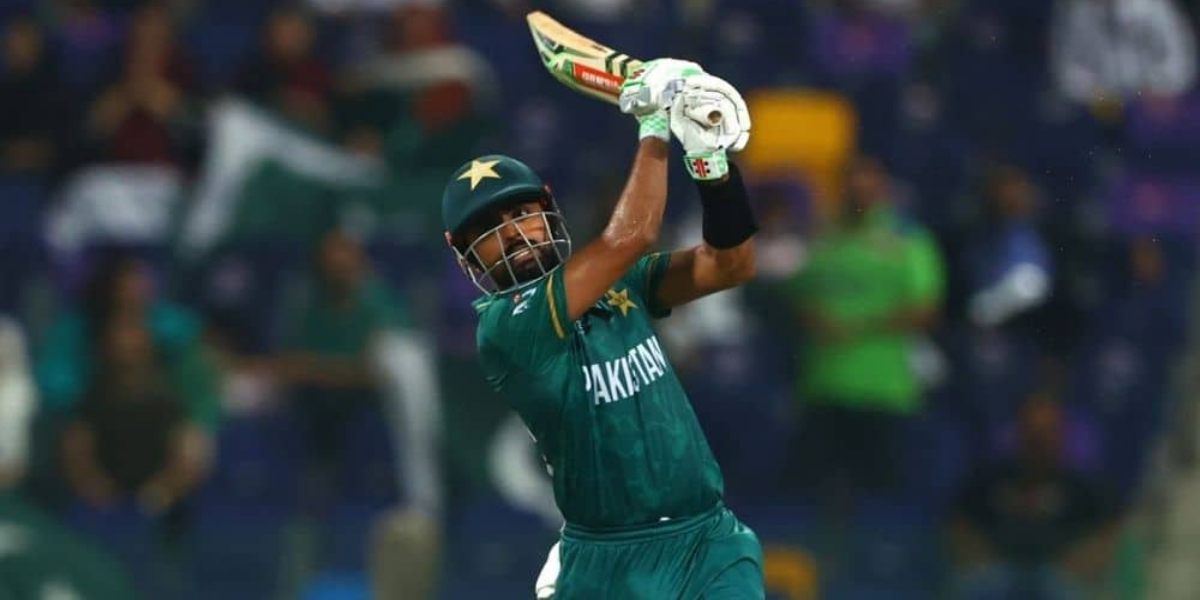 بابر اعظم کس بولر کو چھکا لگانا چاہتے ہیں؟
