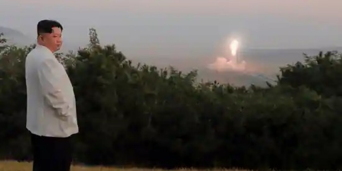 77 برس میں پہلی بار شمالی کوریا کا میزائل جنوبی کوریا میں جاگرا